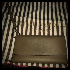 Uptown Out & About Organizer Wallet